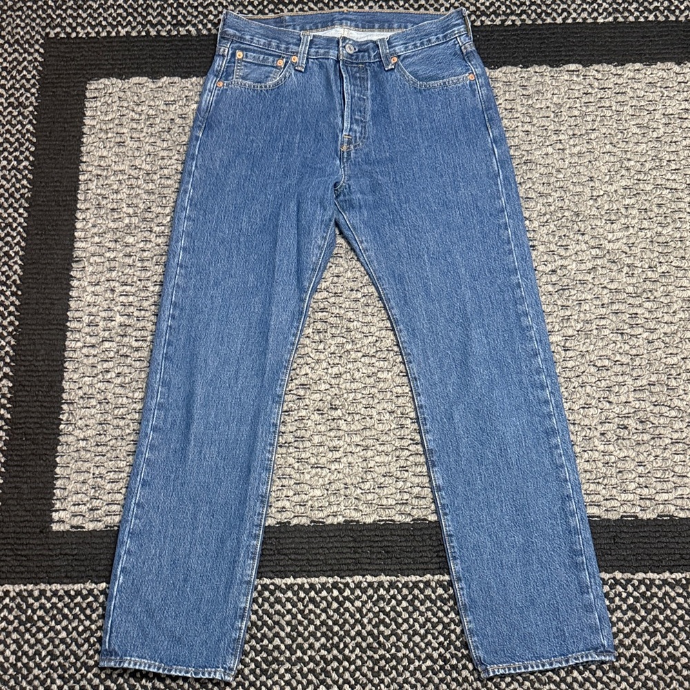 Levi’s 501 Original Jeans Men’s 30 Button Fly 100% Cotton Rigid Denim Classic